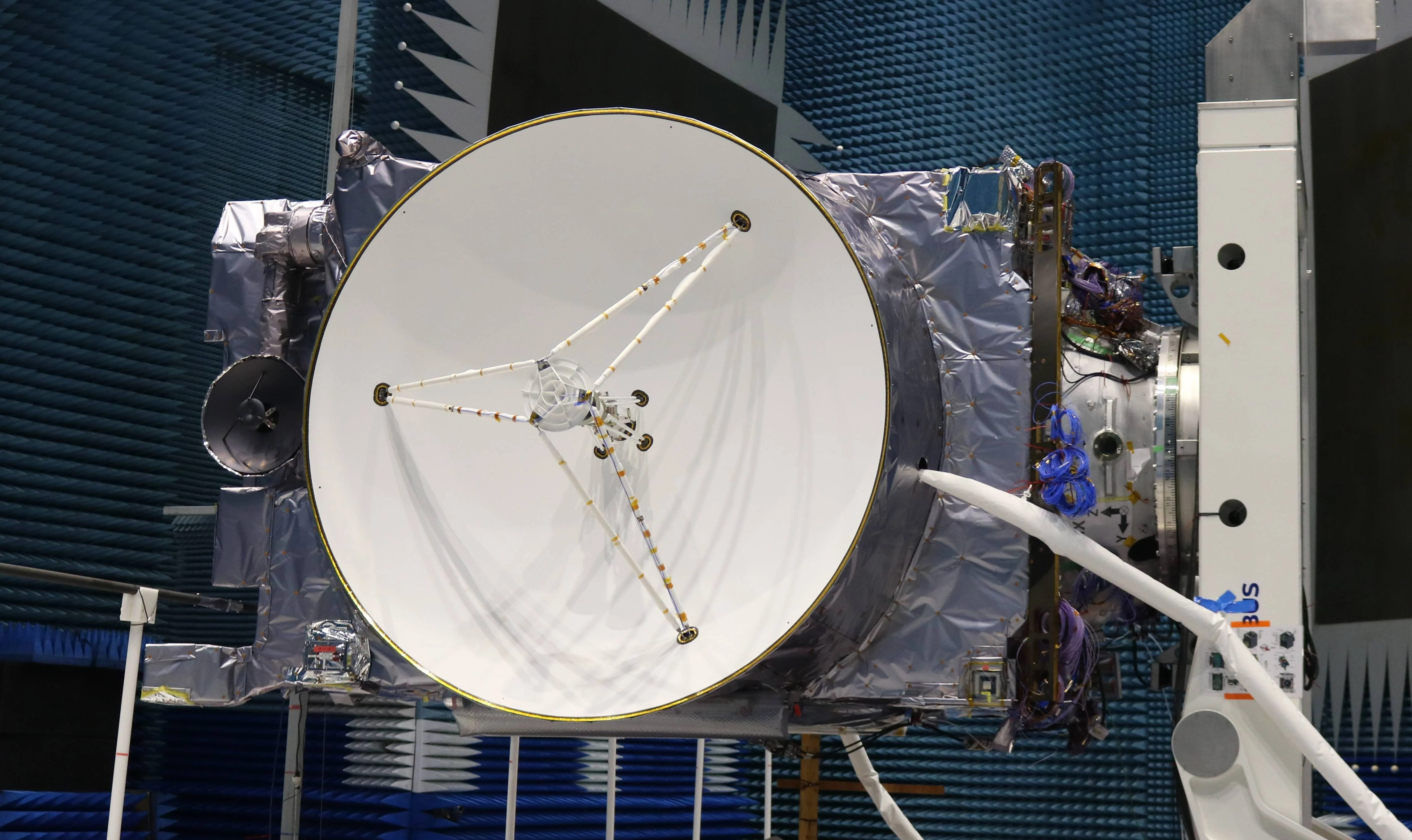 The Register gets up close and personal with ESA's JUICE spacecraft
